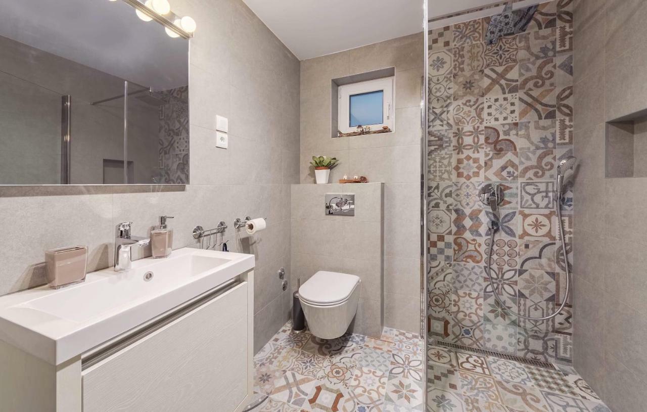 Apartments Sasha Пула Екстериор снимка