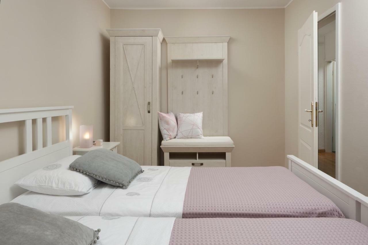 Apartments Sasha Пула Екстериор снимка